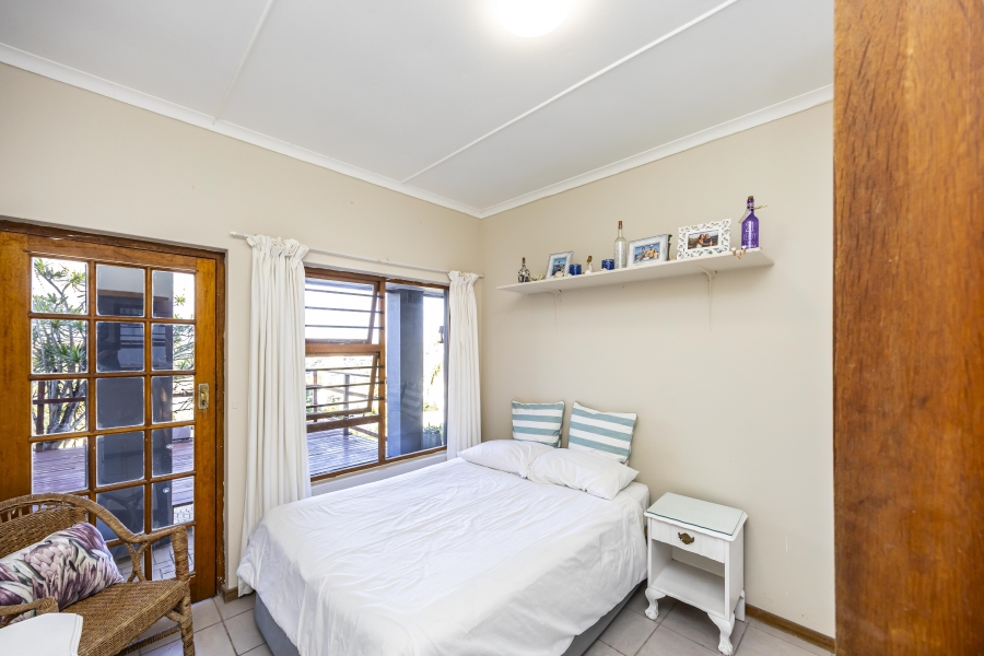 4 Bedroom Property for Sale in Beacon Bay Eastern Cape